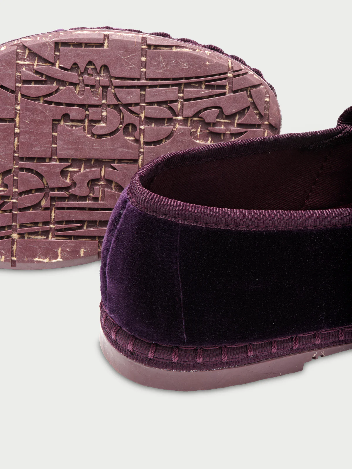 Claire Aubergine - Image 3
