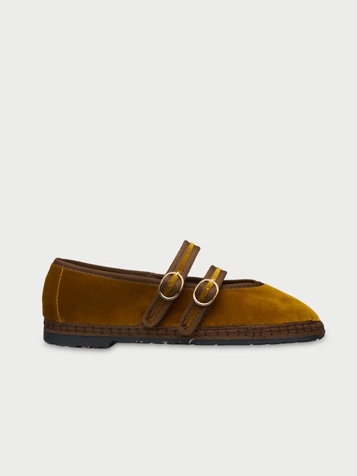 Claire Ochre - Image 2