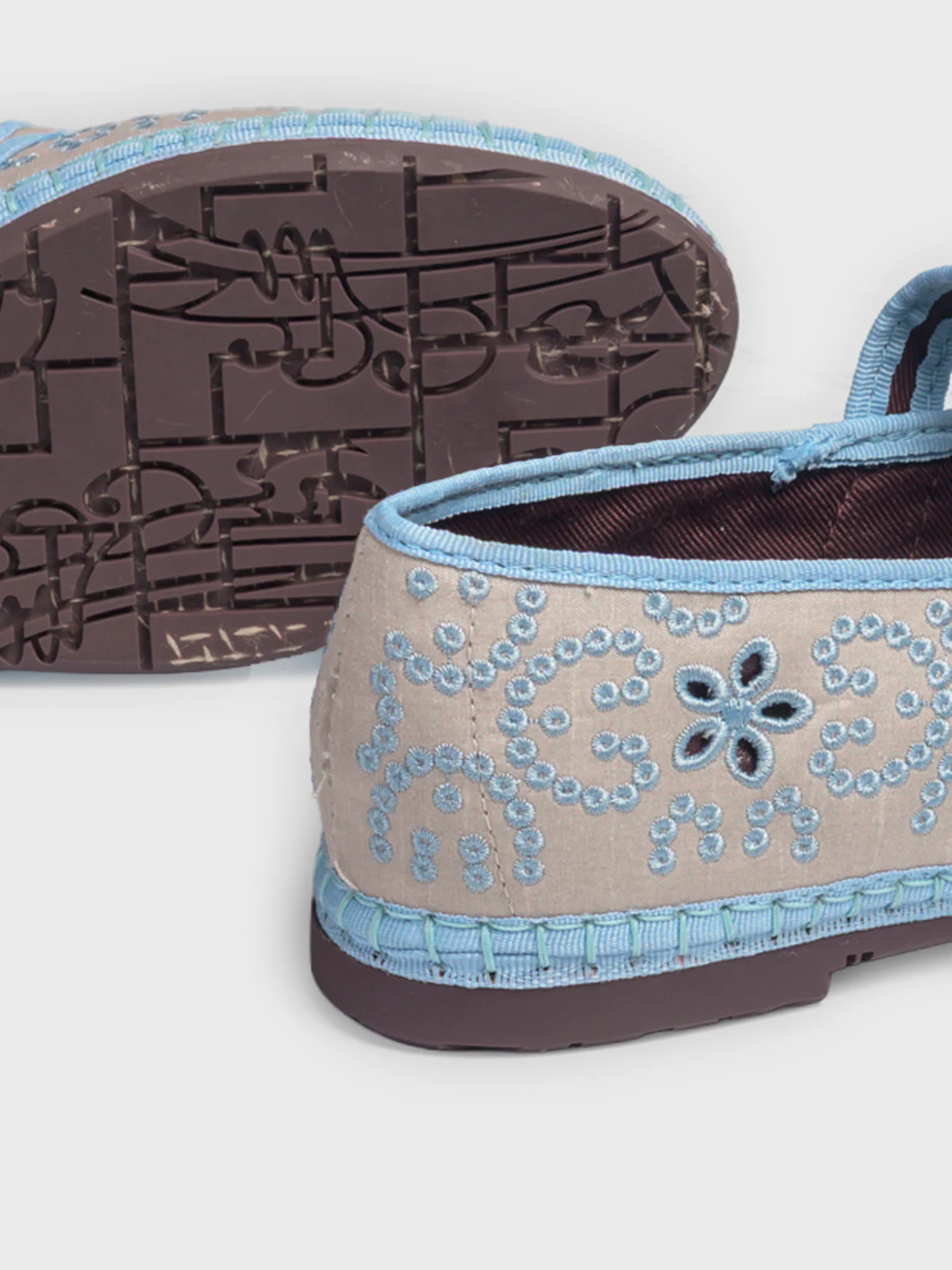 Eyelet Embroidered Claire - Image 3