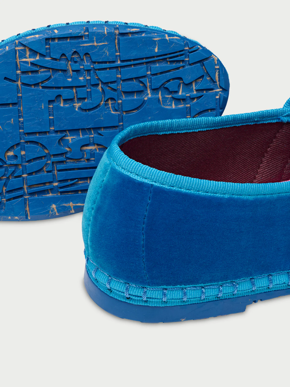 Lady Claire Blue - Image 3