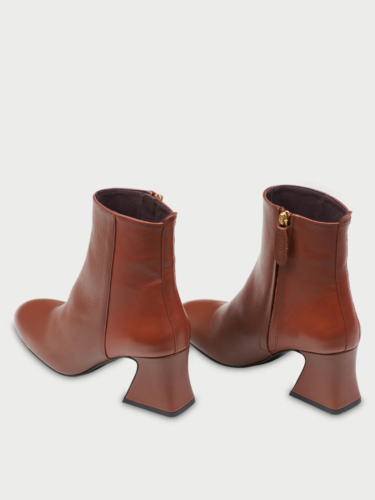 The D'Orsey Booty Double Biscuit - Image 3